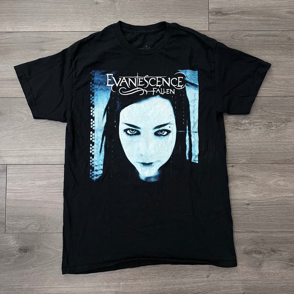 Evanescence Fallen Album Cover Graphic T-Shirt Mens Medium Black Rock Amy Lee